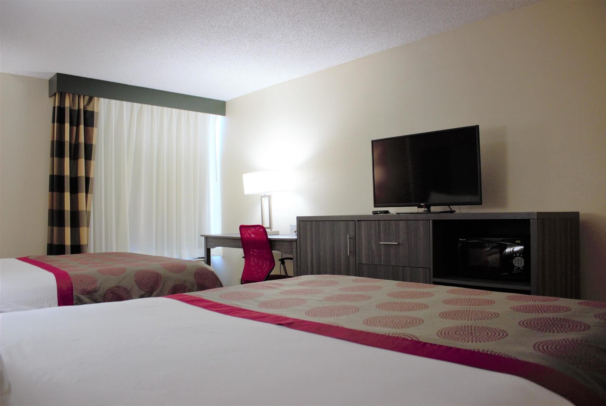 Ramada By Wyndham Wentzville Exterior foto