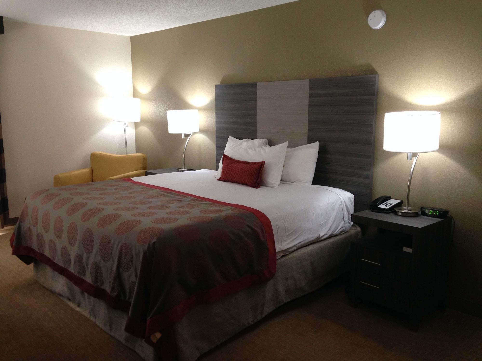 Ramada By Wyndham Wentzville Exterior foto